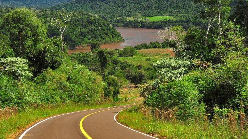 Posada Del Chaman Iguazu ปูแอร์โตอีกวาซู ภายนอก รูปภาพ