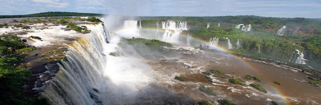 Posada Del Chaman Iguazu ปูแอร์โตอีกวาซู ภายนอก รูปภาพ