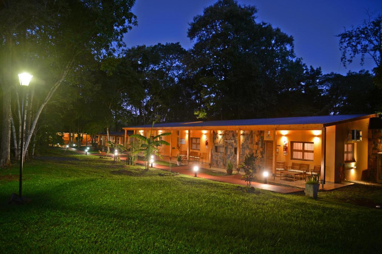 Posada Del Chaman Iguazu ปูแอร์โตอีกวาซู ภายนอก รูปภาพ